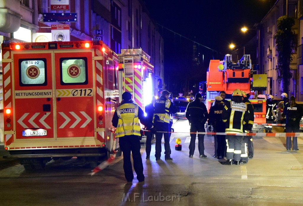 Einsatz BF Koeln Muelheim Formesstr Deutz Muelheimesrtr P086.JPG - Miklos Laubert